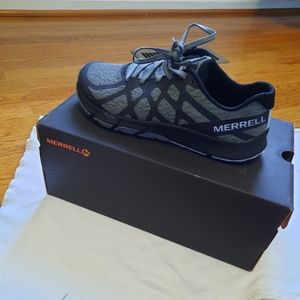 Merrell Women's Bare Access Flex 2 shoes. Size 7. Black